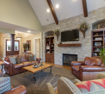 A Comfortable Midwestern Feel + Western Flair